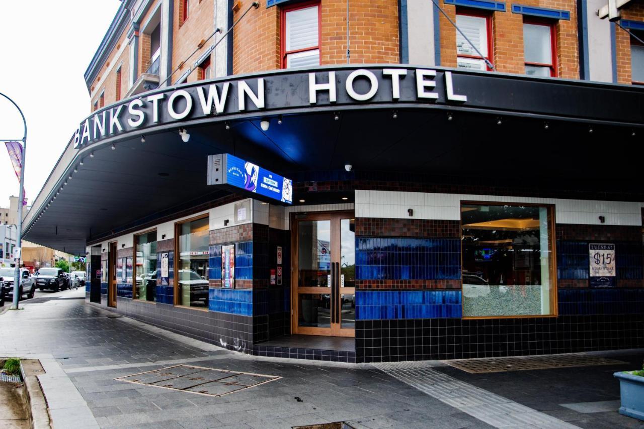 Bankstown Hotel Екстер'єр фото